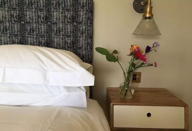 Kirkton Bay House Bed And Breakfast