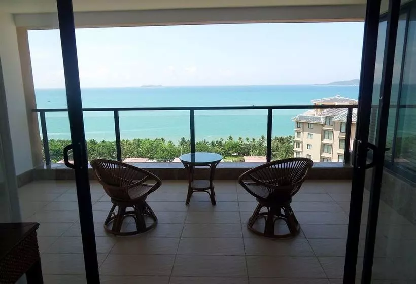 Heaven 18 Degrees Blue Holiday Apartment