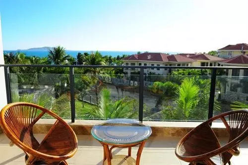 Heaven 18 Degrees Blue Holiday Apartment