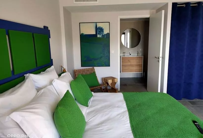 Aamiaismajoitus (B&B) Les Hauts Du Peireguier