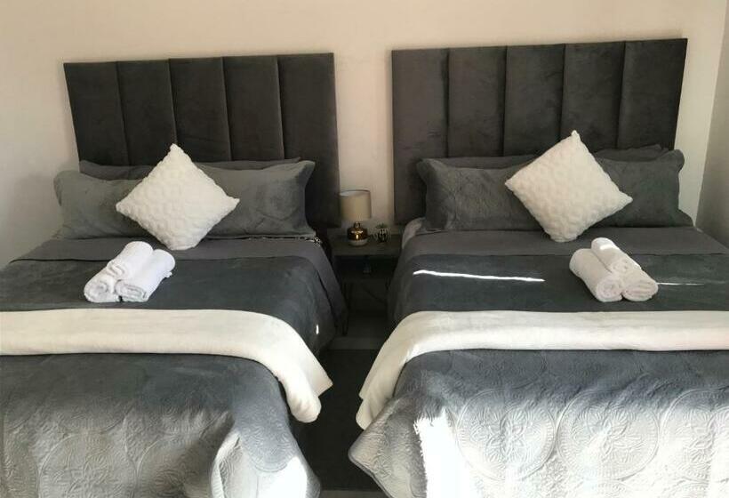 مبيت وإفطار Pomona Lodge