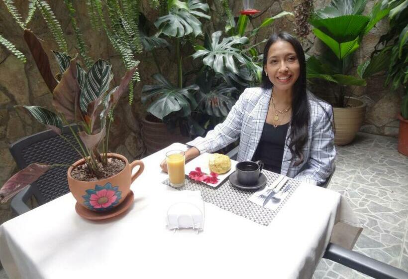 住宿加早餐 Villa 97 Guayaquil Suites Y Habitaciones Económicas Cerca Del Aeropuerto