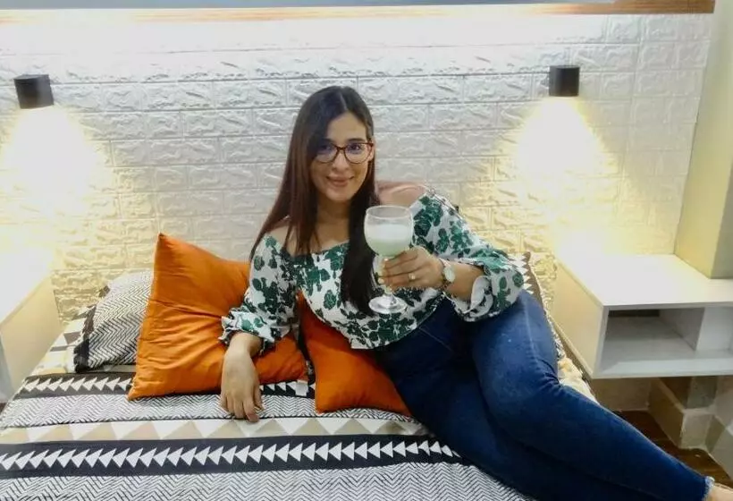 Aamiaismajoitus (B&B) Villa 97 Guayaquil Suites Y Habitaciones Económicas Cerca Del Aeropuerto