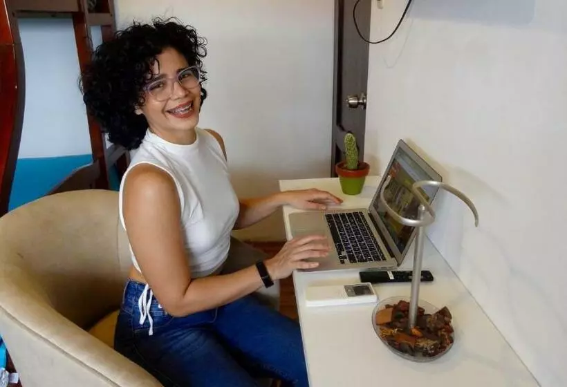 Aamiaismajoitus (B&B) Villa 97 Guayaquil Suites Y Habitaciones Económicas Cerca Del Aeropuerto