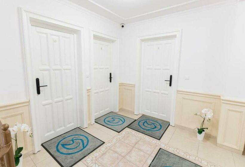 Nocleg ze śniadaniem Villa Lilith Smart