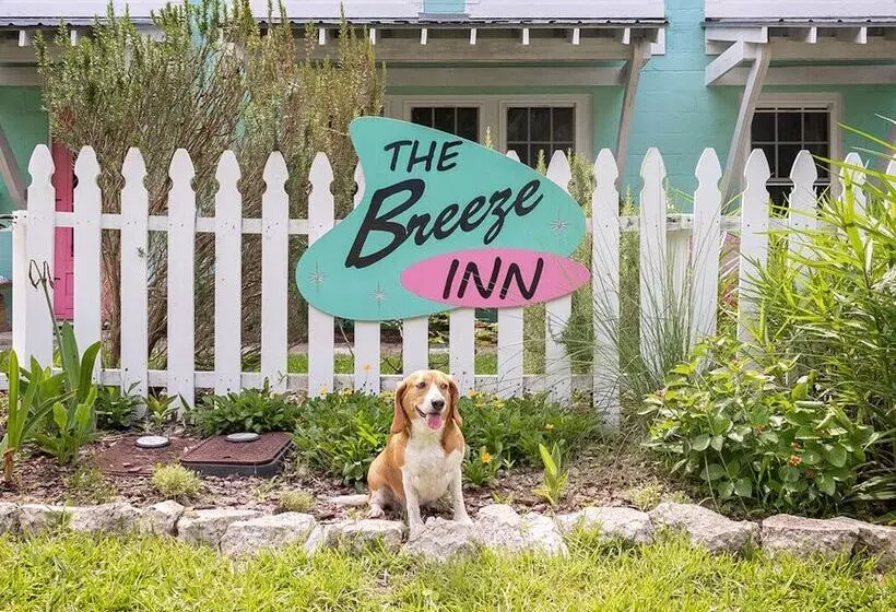 Breeze Inn