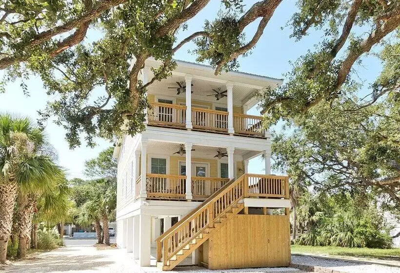 Coastal Livin