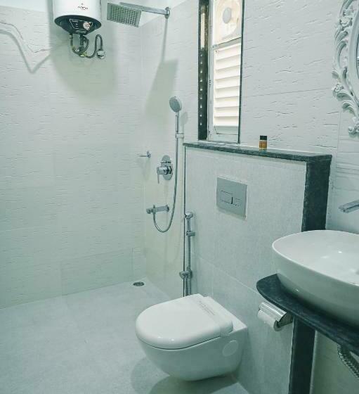 فندق Empire Regency