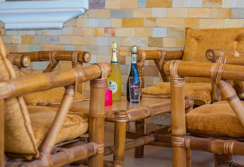 בית מלון כפרי Ruk S