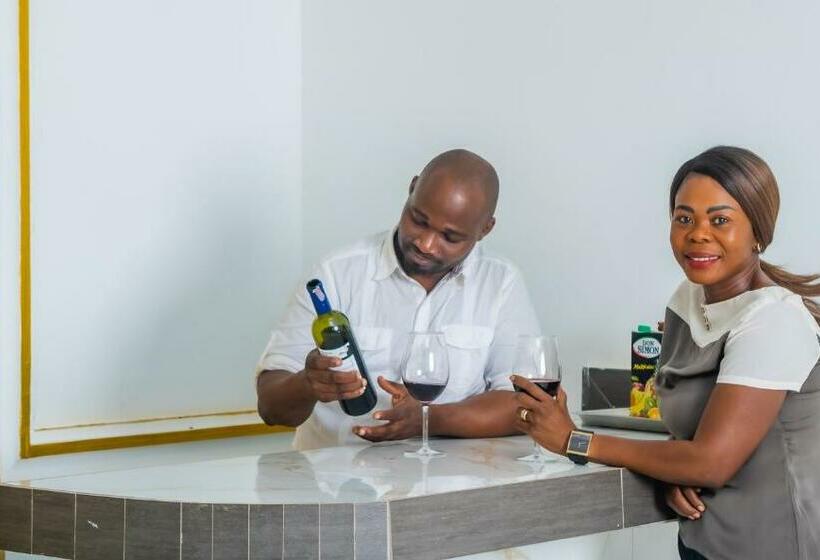 בית מלון כפרי Ruk S