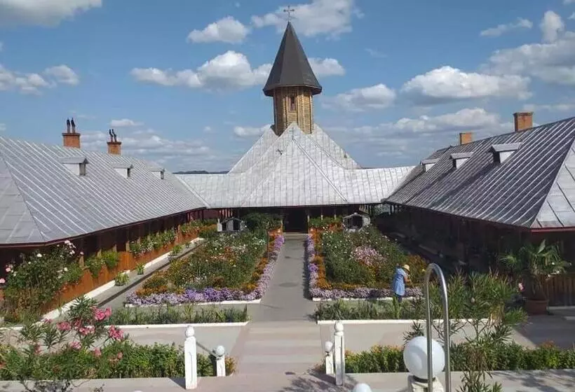 Majatalo Casa Adelin