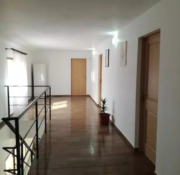 Majatalo Casa Adelin