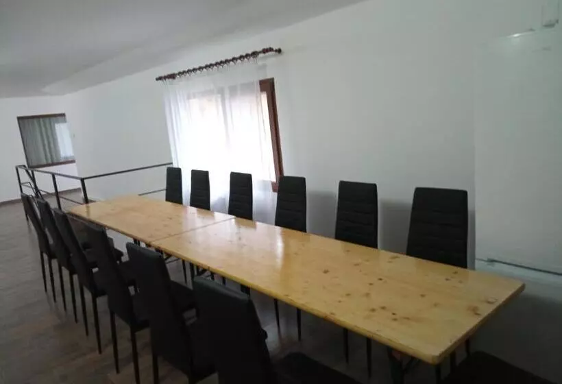 Majatalo Casa Adelin