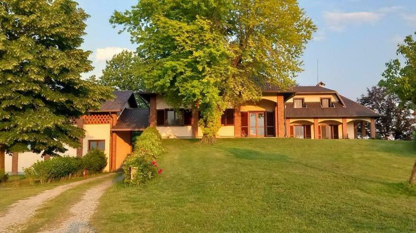 مبيت وإفطار Villa Pieve