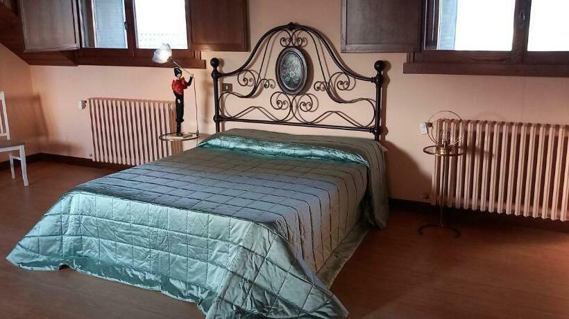 مبيت وإفطار Villa Pieve