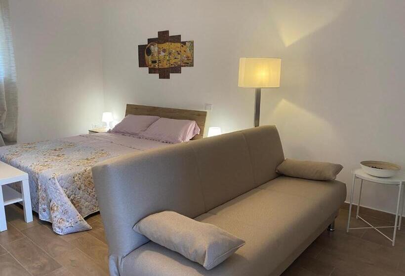 بنسيون La Dependance Al Piccolo Borgo