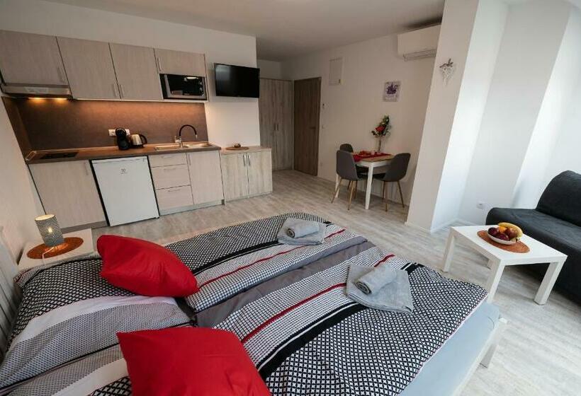 פנסיון Penzion Kamenný Dvůr