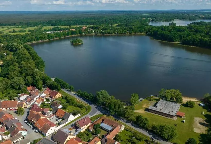 Majatalo Penzion Kamenný Dvůr