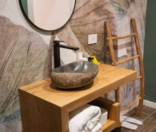 تختخواب و صبحانه Mareluna Rooms