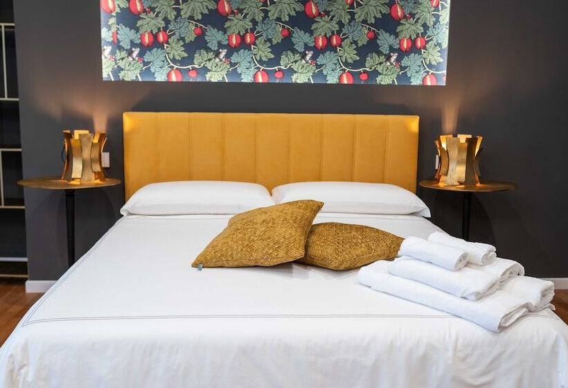 تختخواب و صبحانه Mareluna Rooms