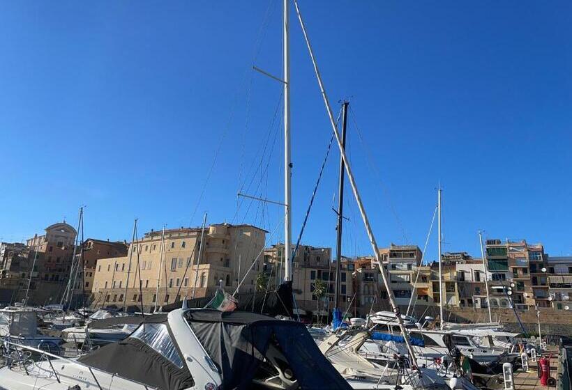 민박 Off House Borgo Suite, Nettuno   2025 Giubileo