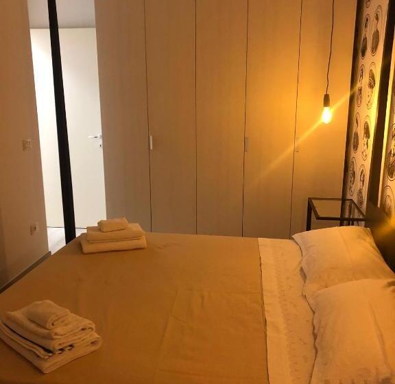 مبيت وإفطار Snake13