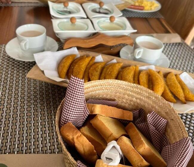 هتل Plaza Bolivar Mompox Ubicado En El Centro Histórico Con Parqueadero Interno