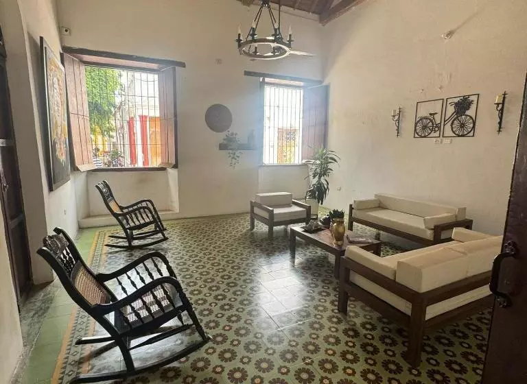 ホテル Plaza Bolivar Mompox Ubicado En El Centro Histórico Con Parqueadero Interno