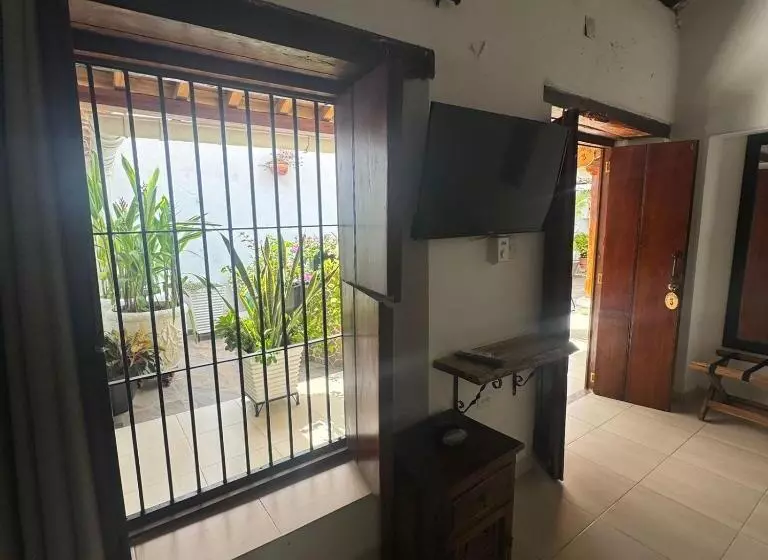 ホテル Plaza Bolivar Mompox Ubicado En El Centro Histórico Con Parqueadero Interno