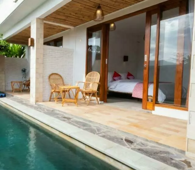 ホテル Surya Lombok Accommodation
