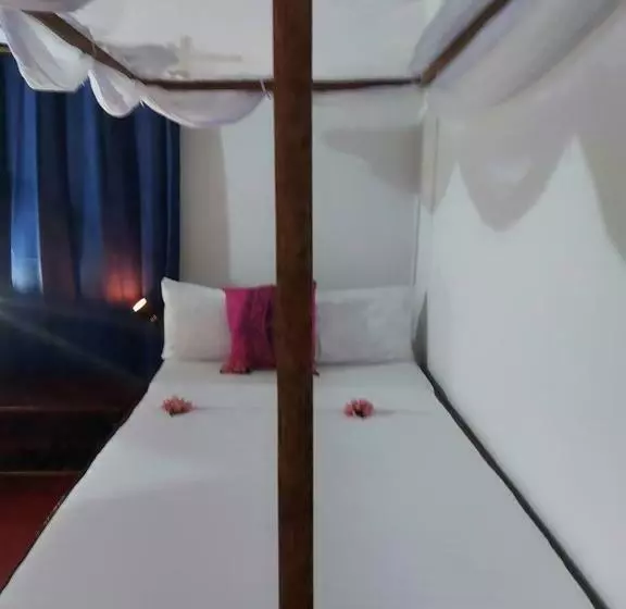 پانسیون Jacob S Inn Jambiani