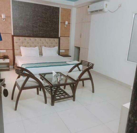 Aero Home Stay Bed & Breakfast