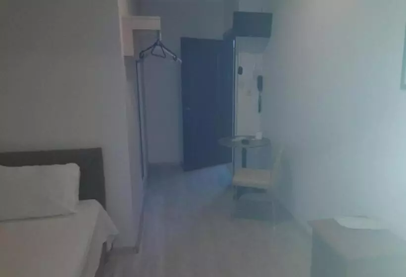هتل کپسول Koc Otel Besiktas