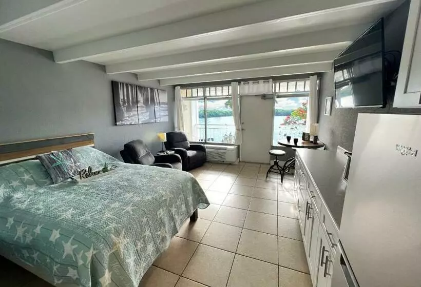 Little Harbor #205 The Place To Stay