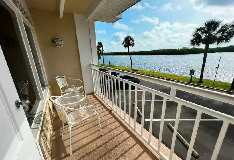 Little Harbor #205 The Place To Stay