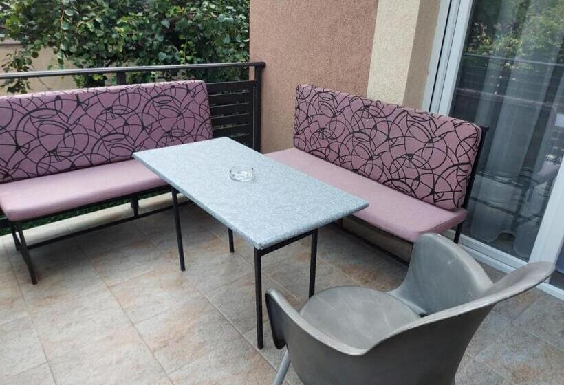 پانسیون Apartmani Malina