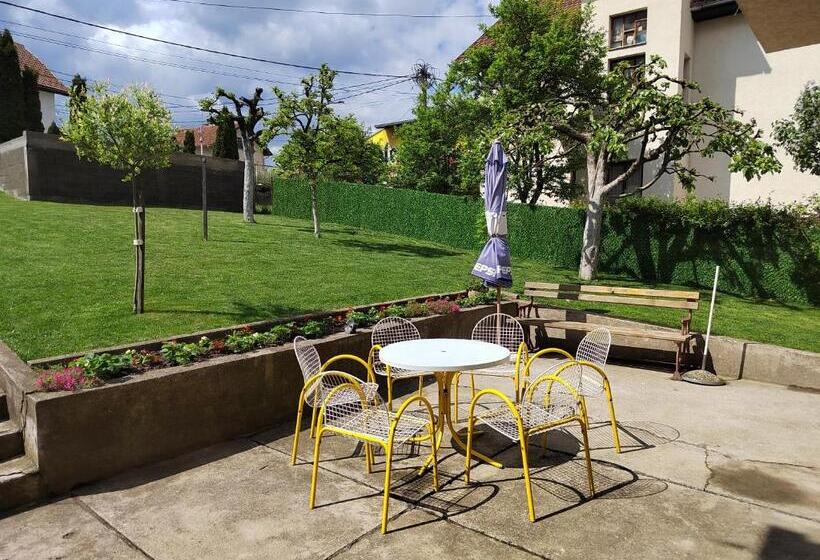 پانسیون Apartmani Malina