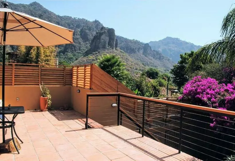 Majatalo Suite Tlahuil Terraza Jacuzzi