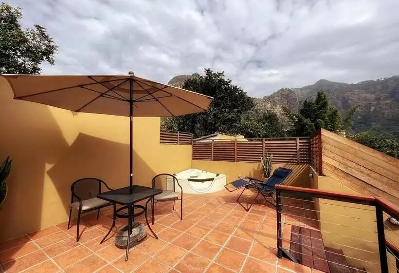 Majatalo Suite Tlahuil Terraza Jacuzzi