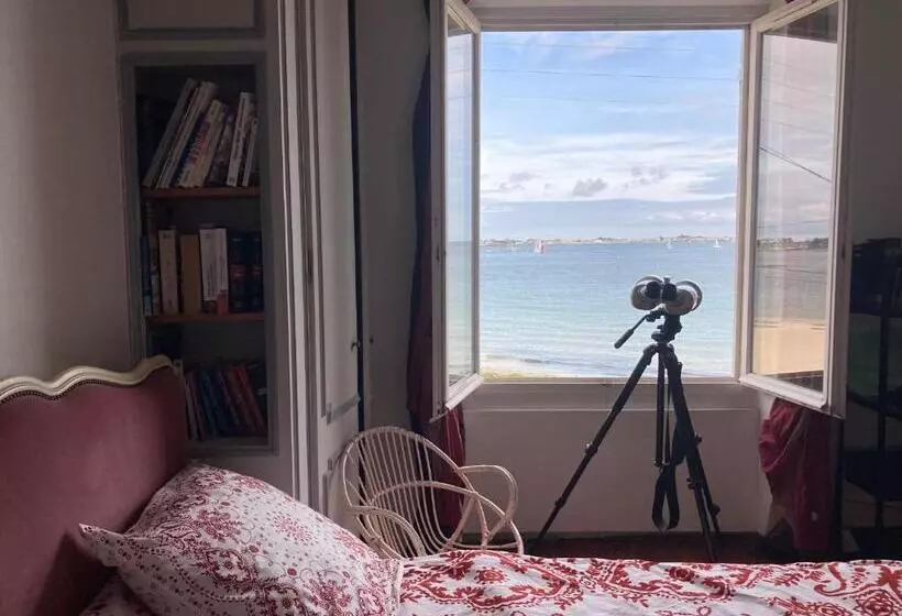 Aamiaismajoitus (B&B) Les Paquerettes