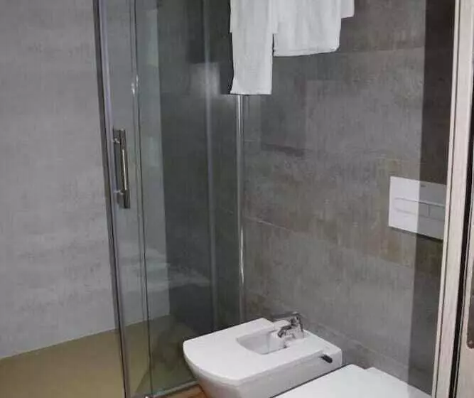 هتل Hôtel Zinou Zm