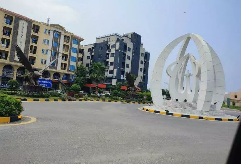هتل Lavish Inn Islamabad
