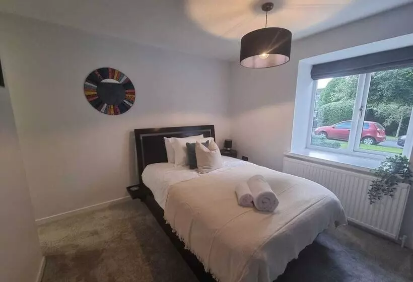 Park View Garden Apartment