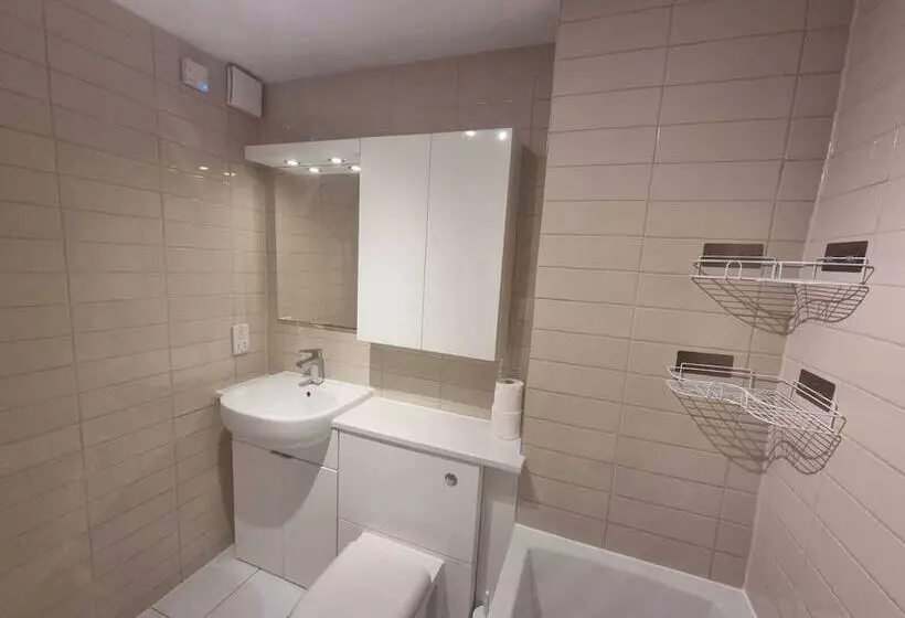 Park View Garden Apartment