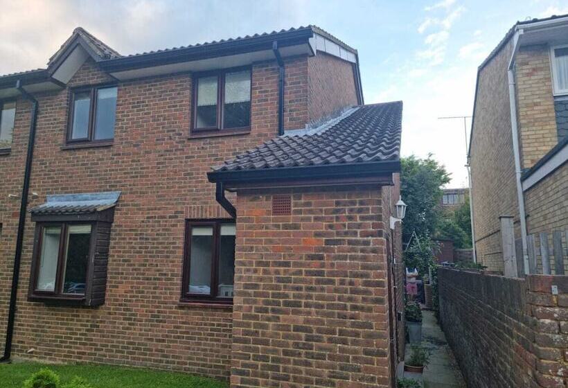 Park View Garden Apartment