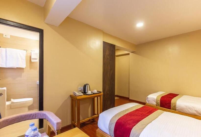 Pension (Hôtel basse catégorie) Vajra House