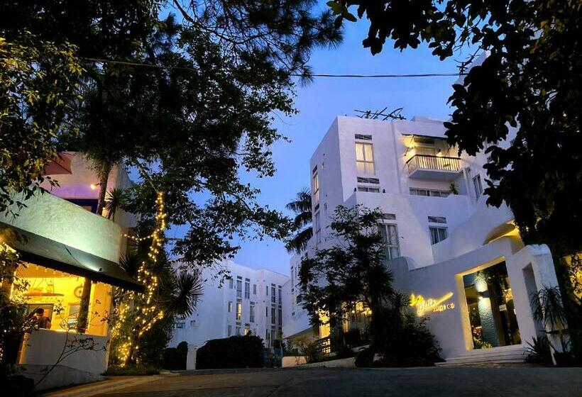 The Greek Pod Private Staycation Pod In La Bella Tagaytay