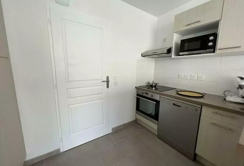 Confortable T3 Au Centre D Arcachon, Près De La Plage, Pkg Sécurisé, Wifi, Tout à Pied   Fr 1 374 19
