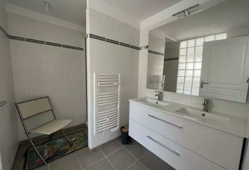 Confortable T3 Au Centre D Arcachon, Près De La Plage, Pkg Sécurisé, Wifi, Tout à Pied   Fr 1 374 19