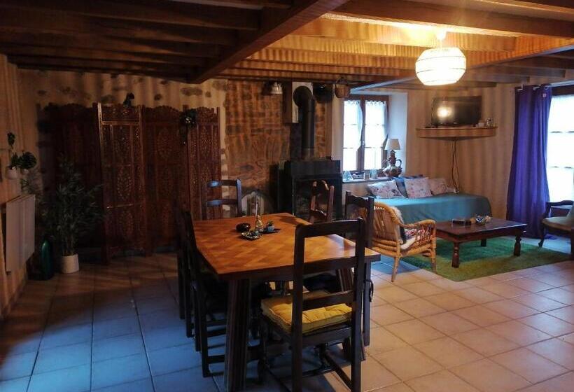 פנסיון Gite Fée Grenouille